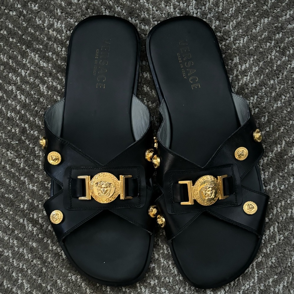 VERASACE MEDUSA SANDAL